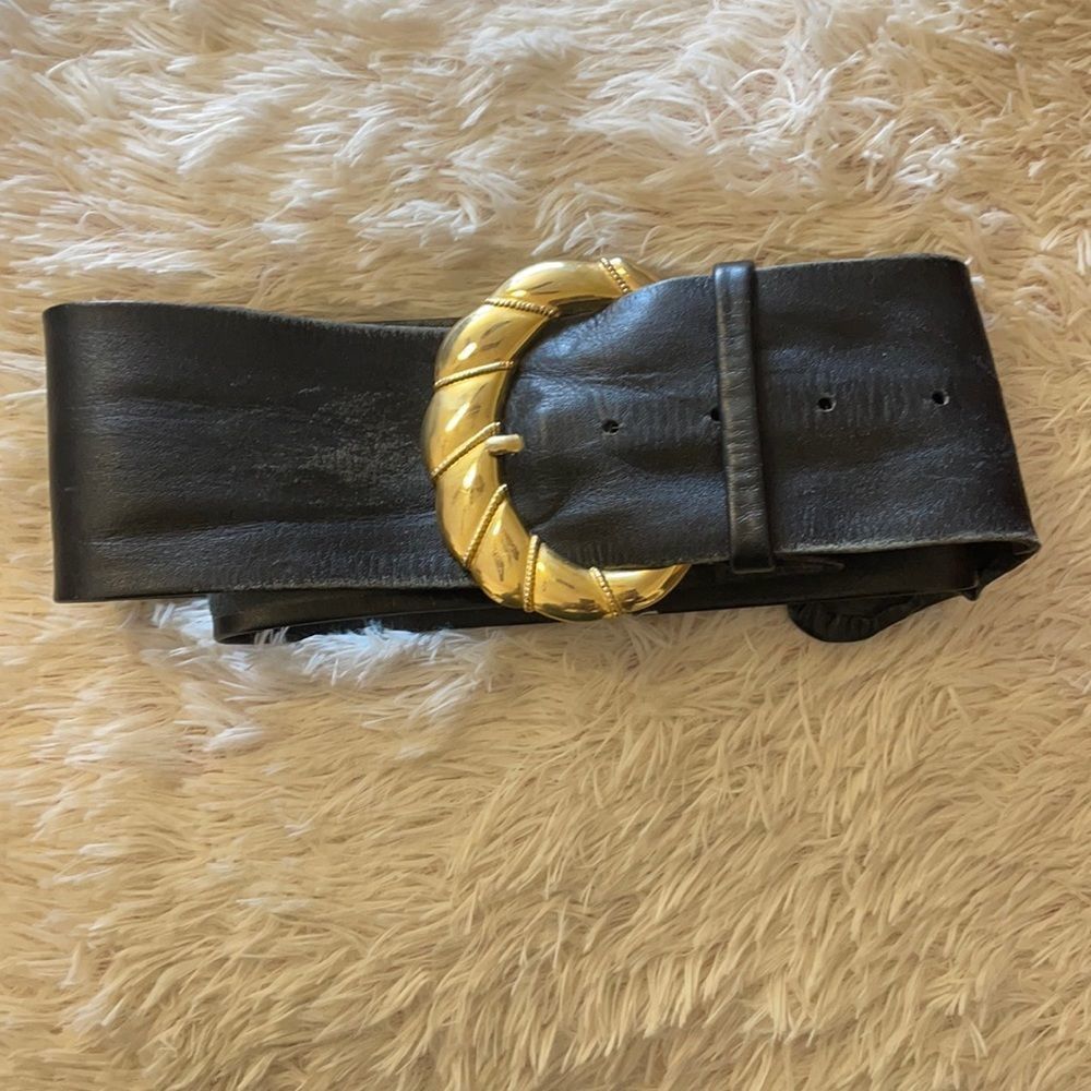 Vintage 80s leather belt